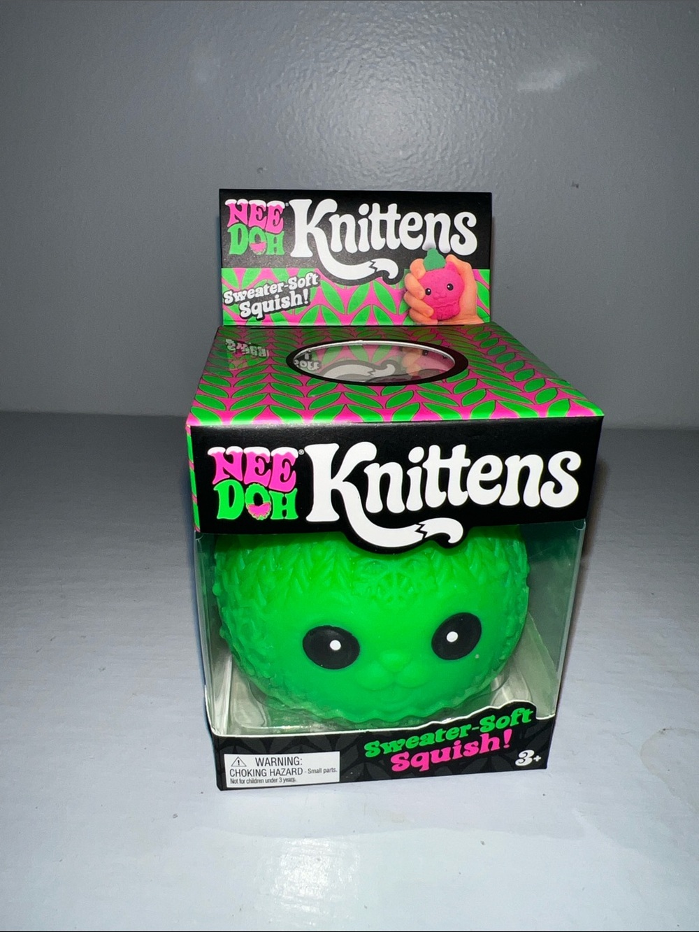 Nee doh Kittens Sweater-Soft Squish Plush Toy - Neon Green
